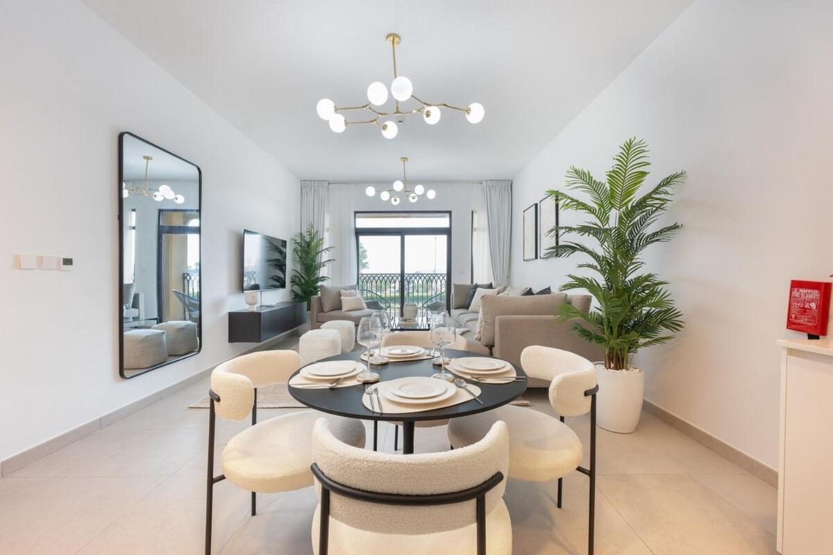 Apartment Warm And Earthy 1-bedroom Perfect For Family In Madinat Jumeirah Living! Dubai