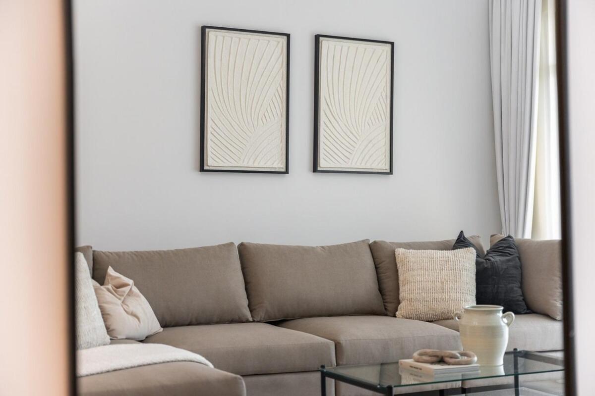 Warm And Earthy 1-bedroom Perfect For Family In Madinat Jumeirah Living!