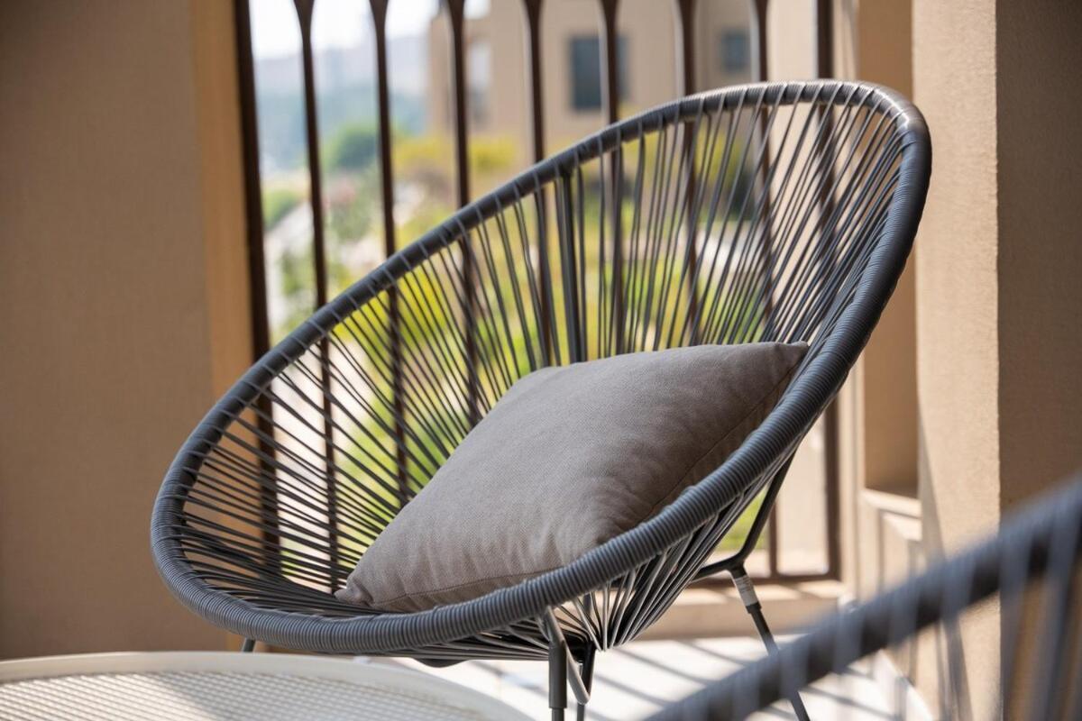 Apartment Warm And Earthy 1-bedroom Perfect For Family In Madinat Jumeirah Living!