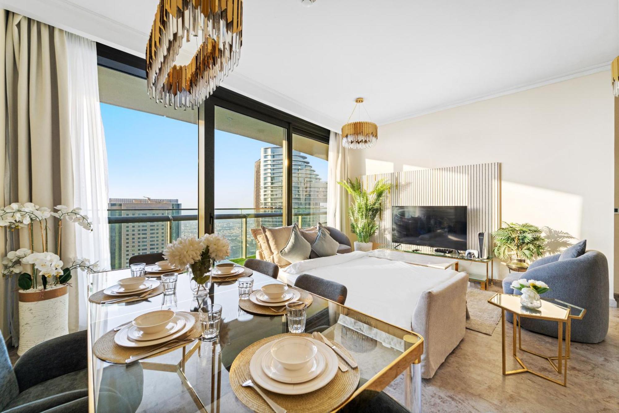 Apartment First Class 2br With Full Skyline & Sea View