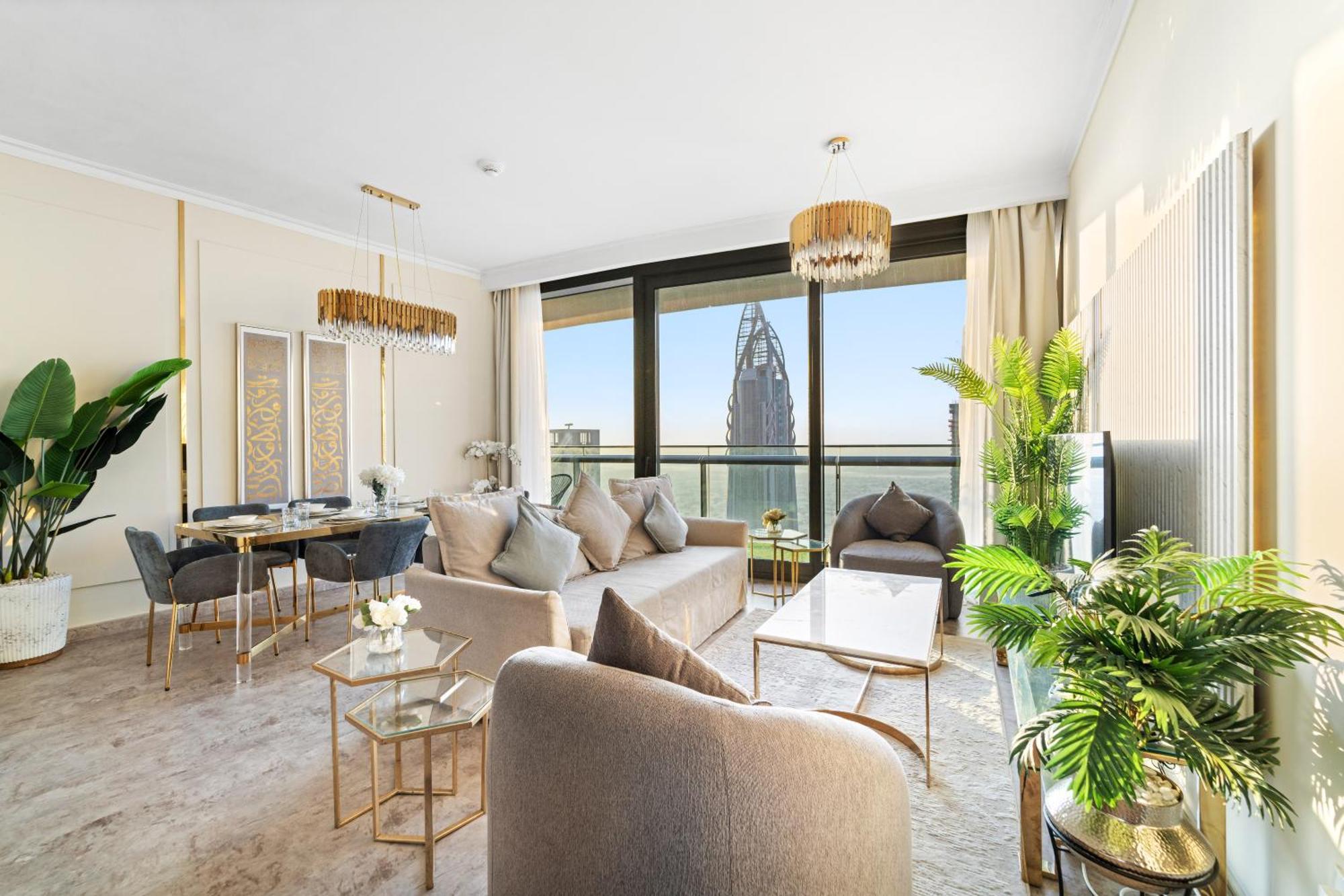 First Class 2br With Full Skyline & Sea View * Dubai