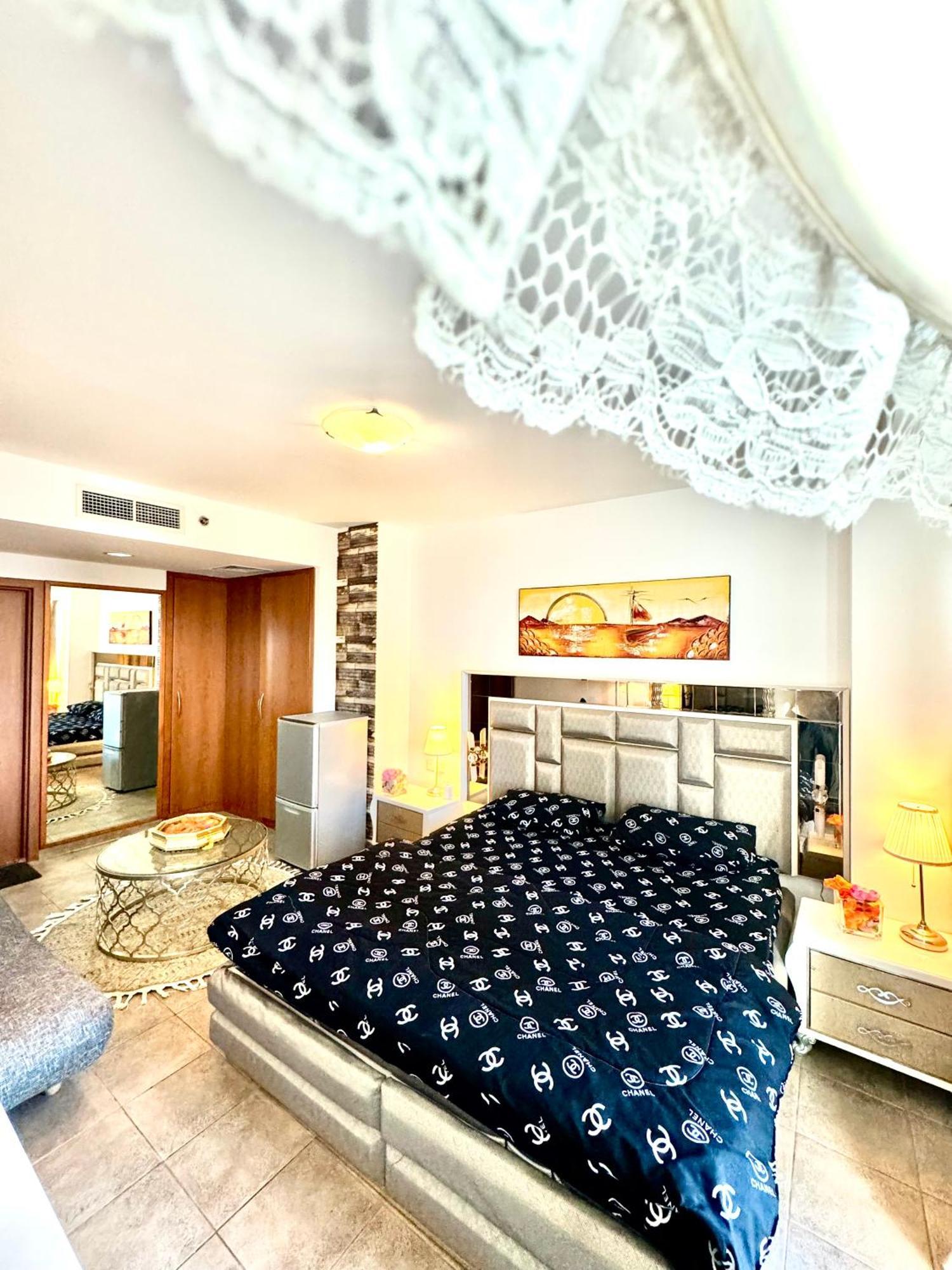 Travelers Backpackers Homestay Dubai