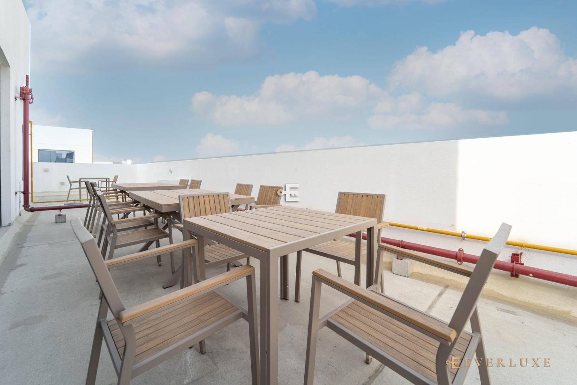 Everluxe 2-bed Apt In Al Karama With Terrace * Dubai