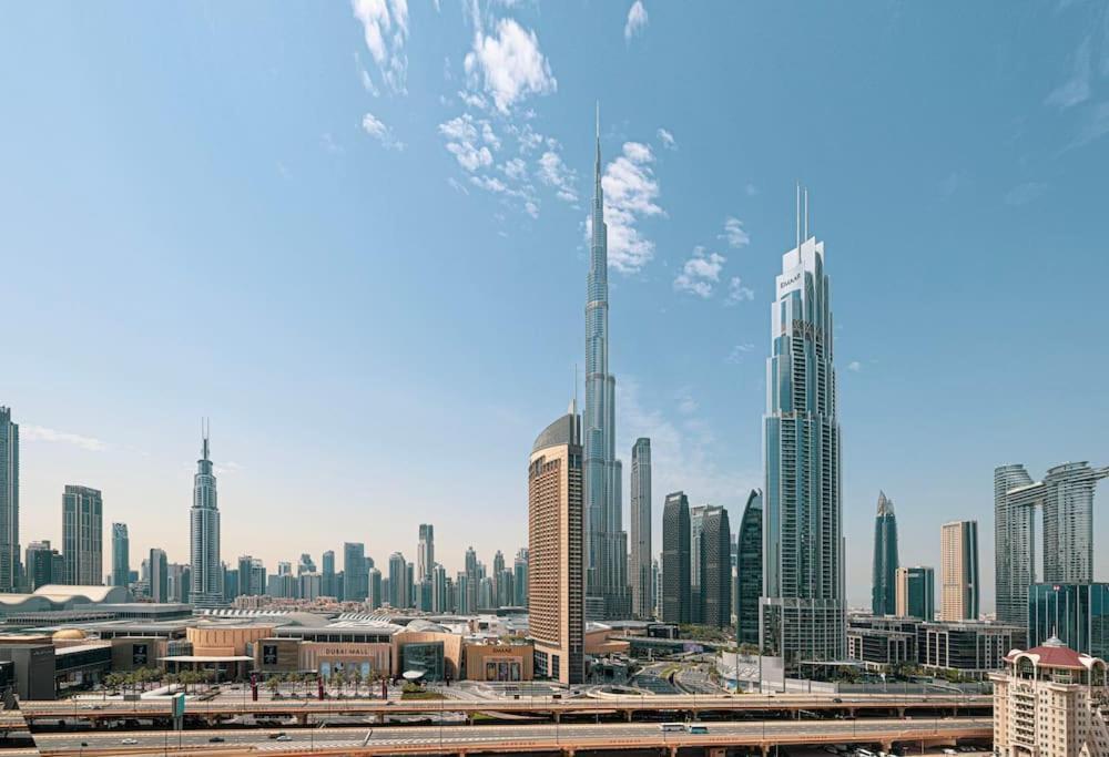 Maxstays - Stunning Burj Khalifa View - Mall Access - Infinity Pool