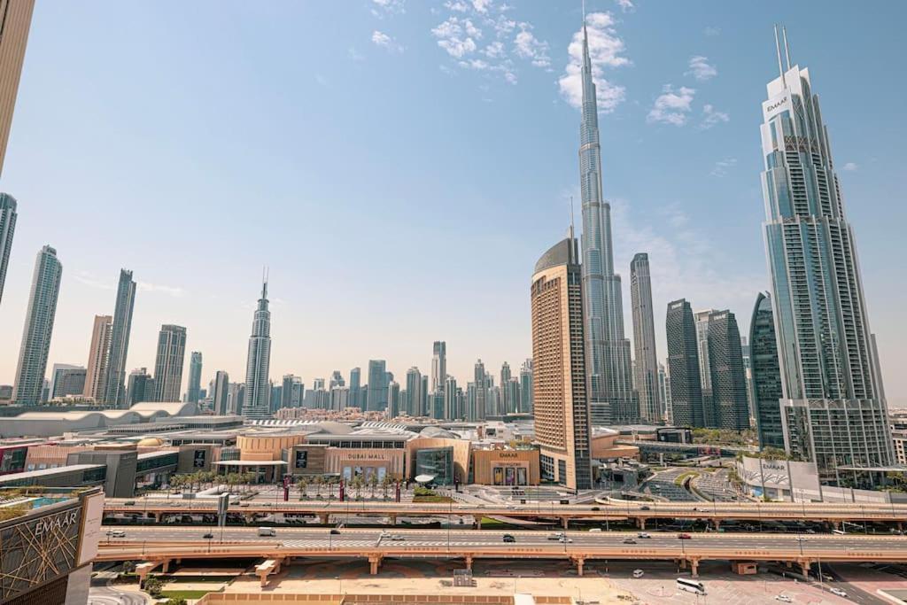 Apartment Maxstays - Stunning Burj Khalifa View - Mall Access - Infinity Pool