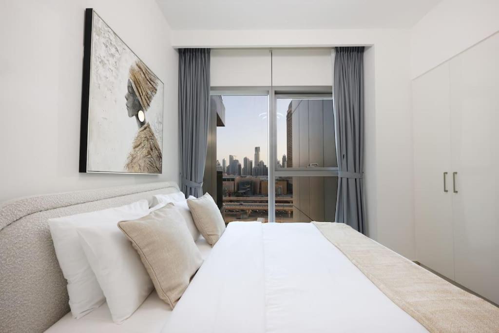 Apartment Maxstays - Stunning Burj Khalifa View - Mall Access - Infinity Pool Dubai