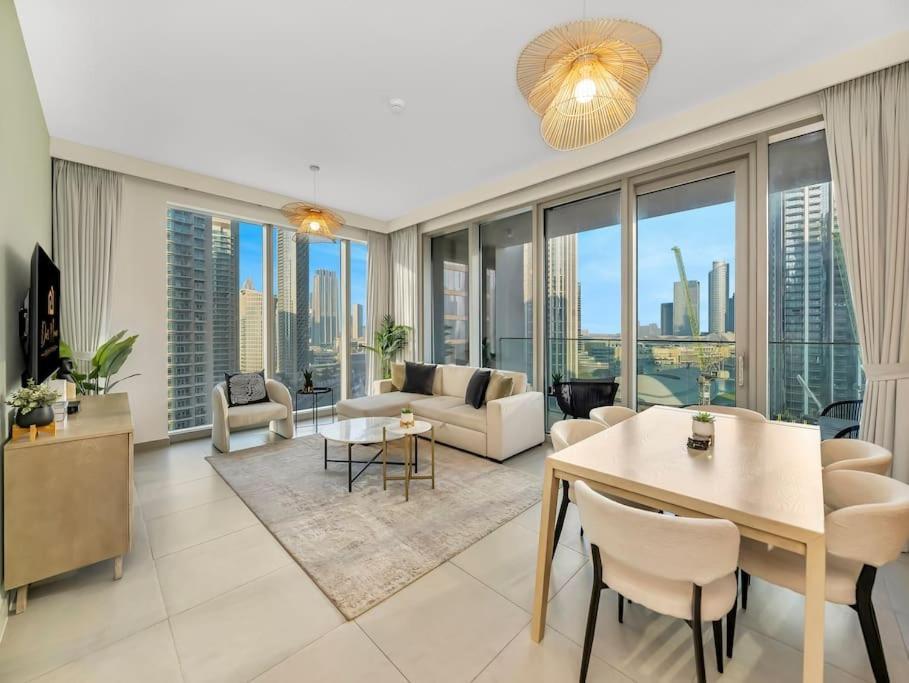 Dream Location - Luxury And Comfort In * Dubai