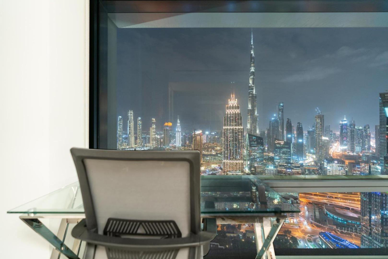 Skyline Burj Facing * Dubai