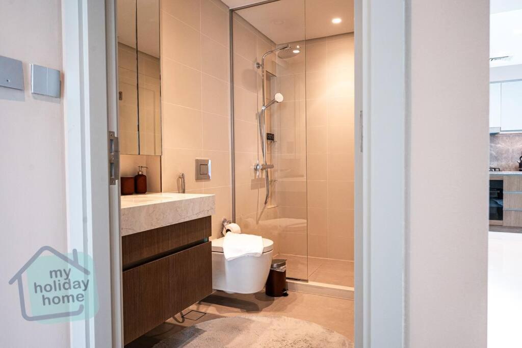 Beautiful 1br In Emaar Beachfront With Private Access Apartment *