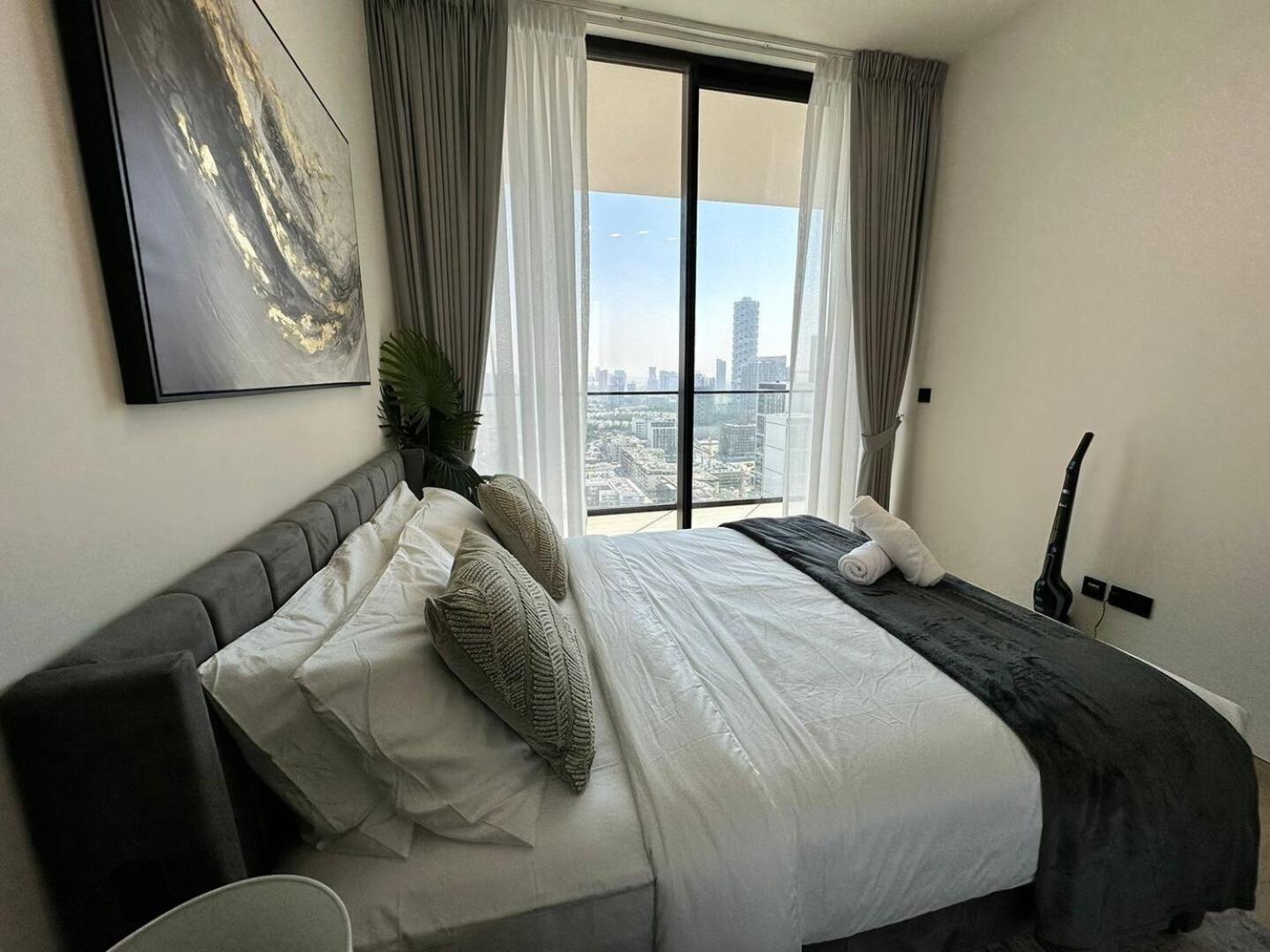 Comfortable 1 Bedroom With Big Balcony In Jvc Apartment *