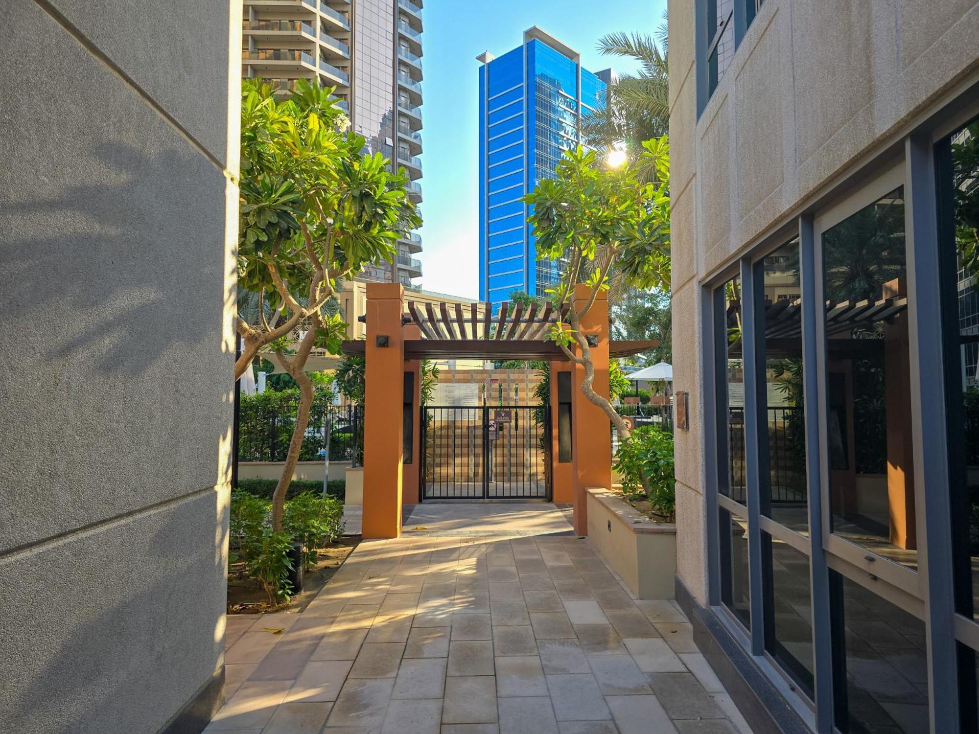 Easygo- Amazing 1bdr With View South Ridge- Downtown