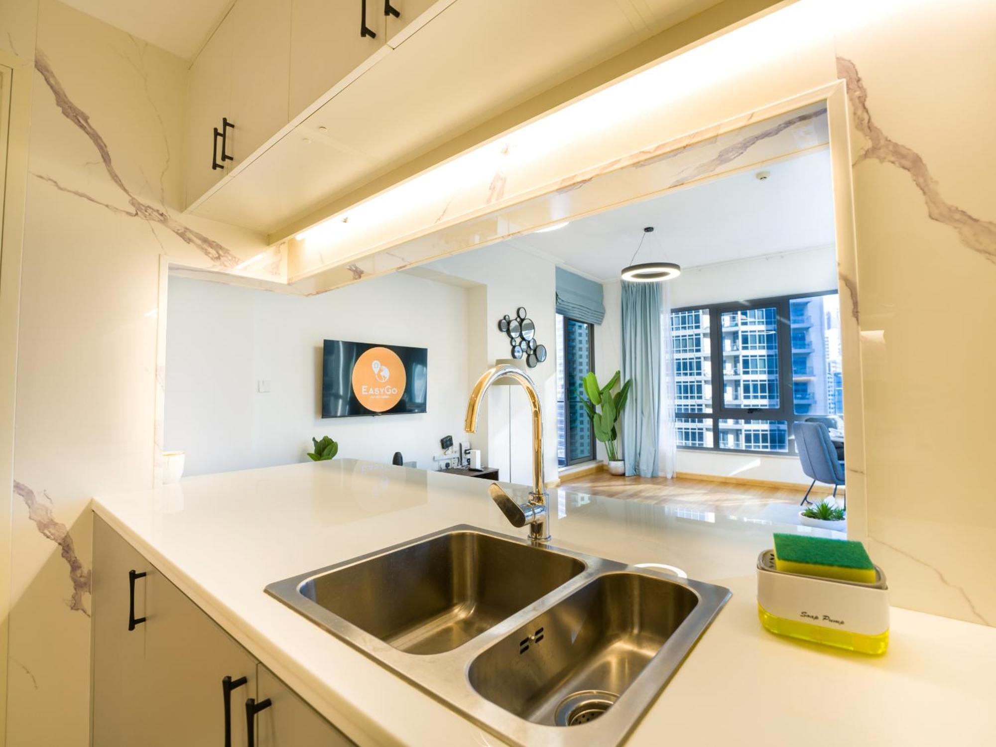 Easygo- Amazing 1bdr With View South Ridge- Downtown