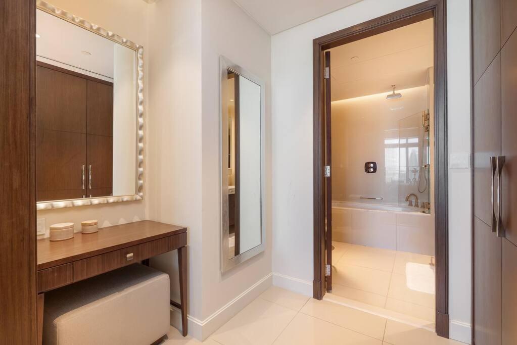 Luxury Living - Spectacular Burj Khalifa Views