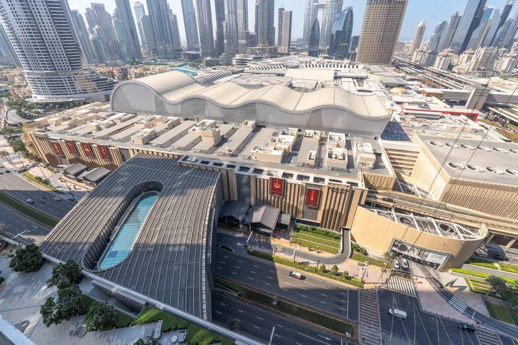 Luxury Living - Spectacular Burj Khalifa Views Apartment Dubai