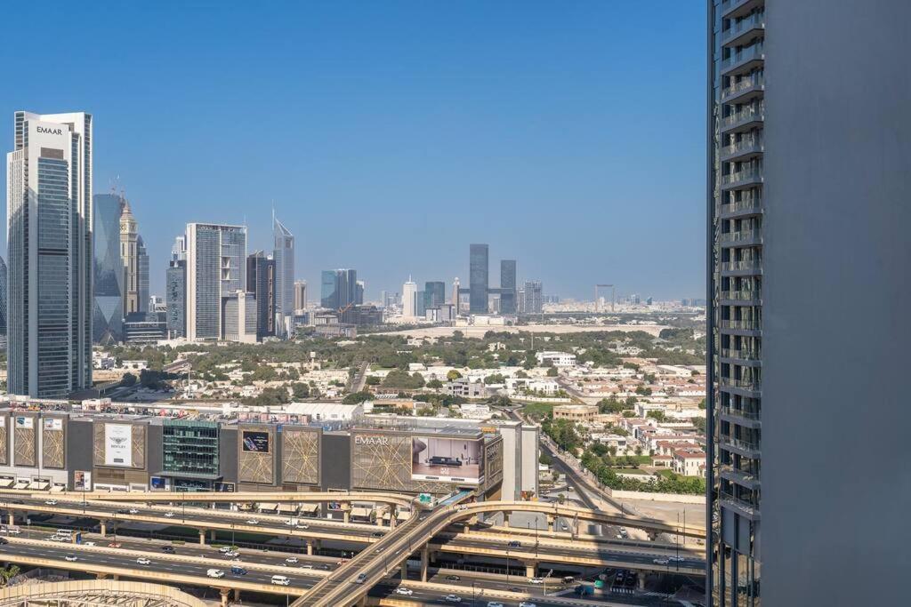 Luxury Living - Spectacular Burj Khalifa Views * Dubai