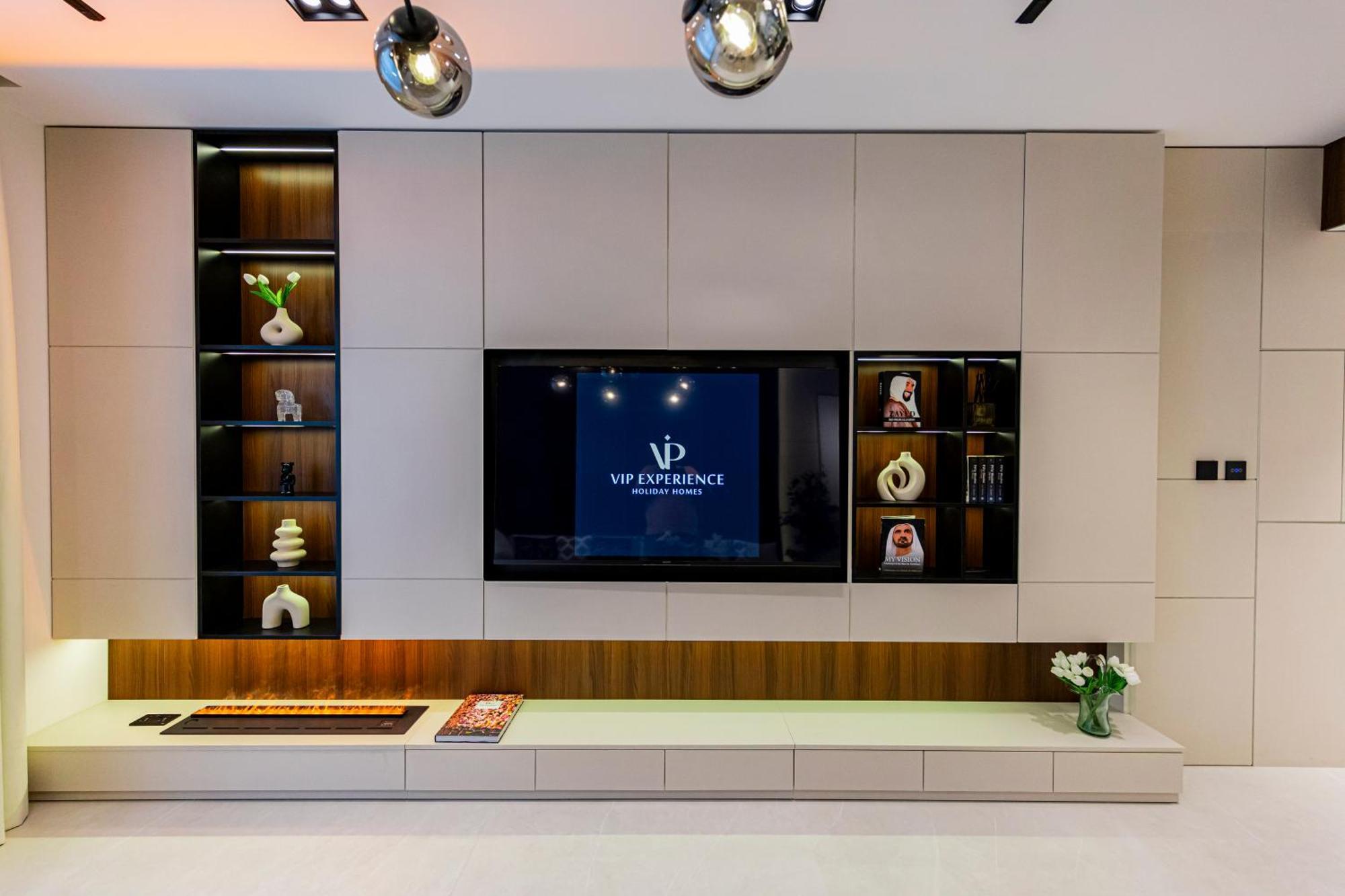 Apartment Vip Experience Downtown At Boulevard T2 - Burj Khalifa View - Modern Luxury *