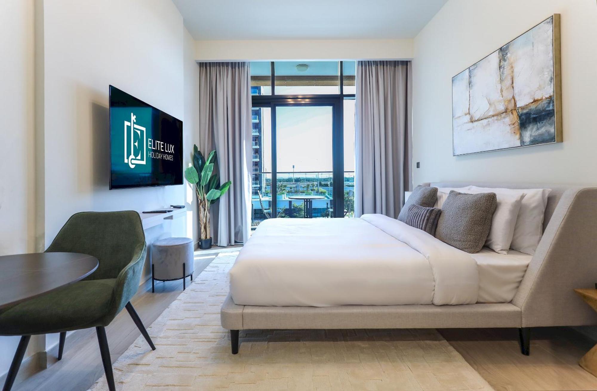 Elite Lux Homes - Sleek In Azizi Riviera Prime Location Dubai