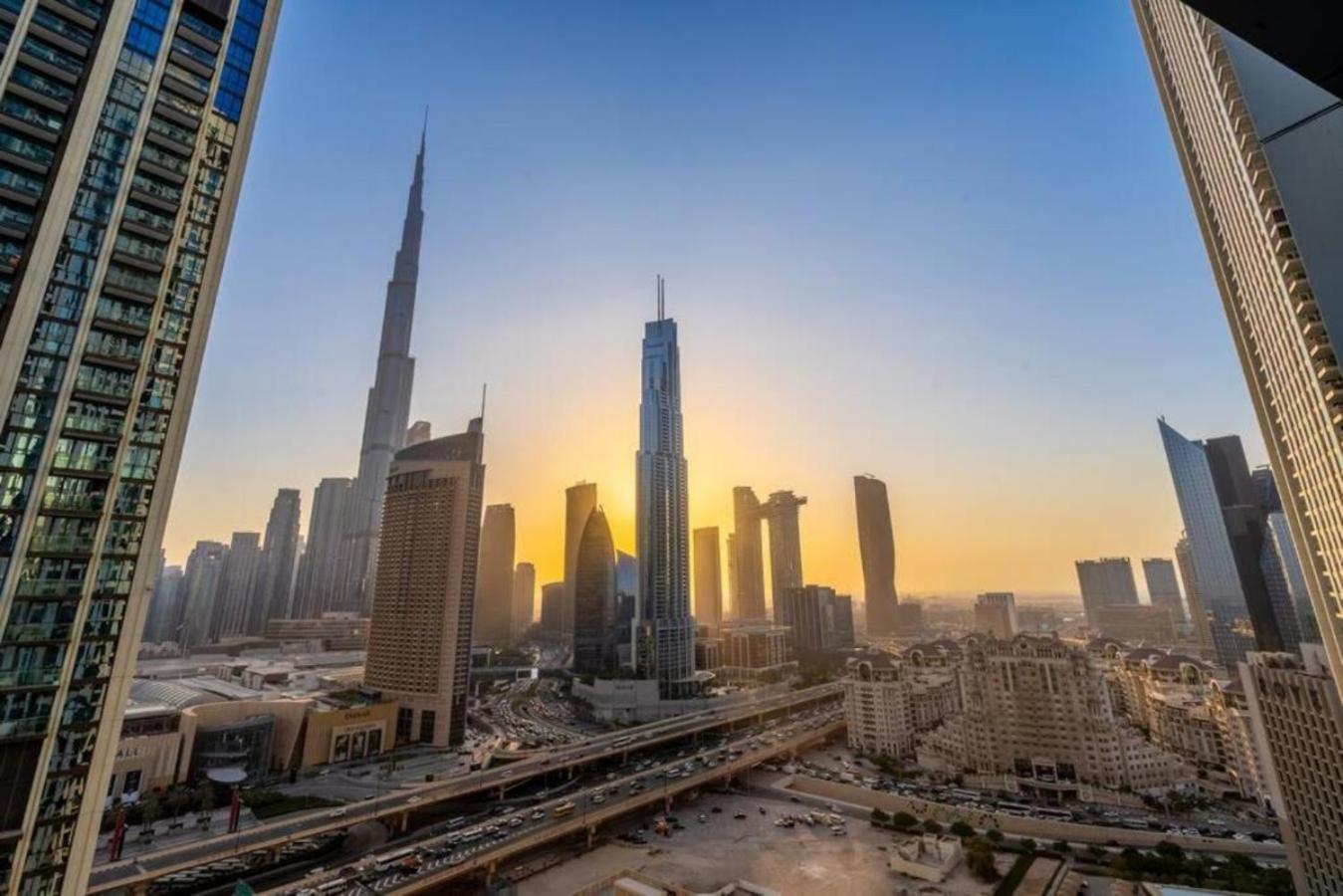 Apartment Prime Location Full Burj View In Downtown *