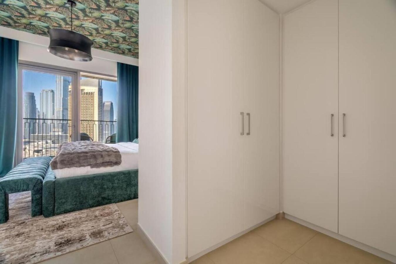 Apartment Prime Location Full Burj View In Downtown *