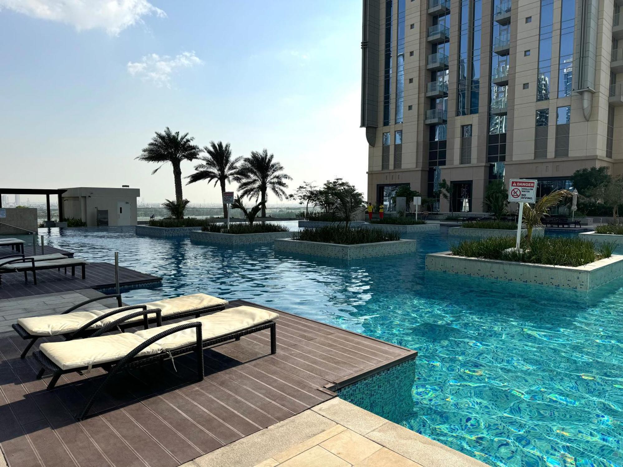 Elegant & Spacious 2-br In Al Habtoor - Noora Apartment *