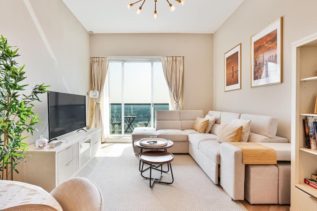 Urban Oasis 1br In Armada With Cityscape Views Dubai