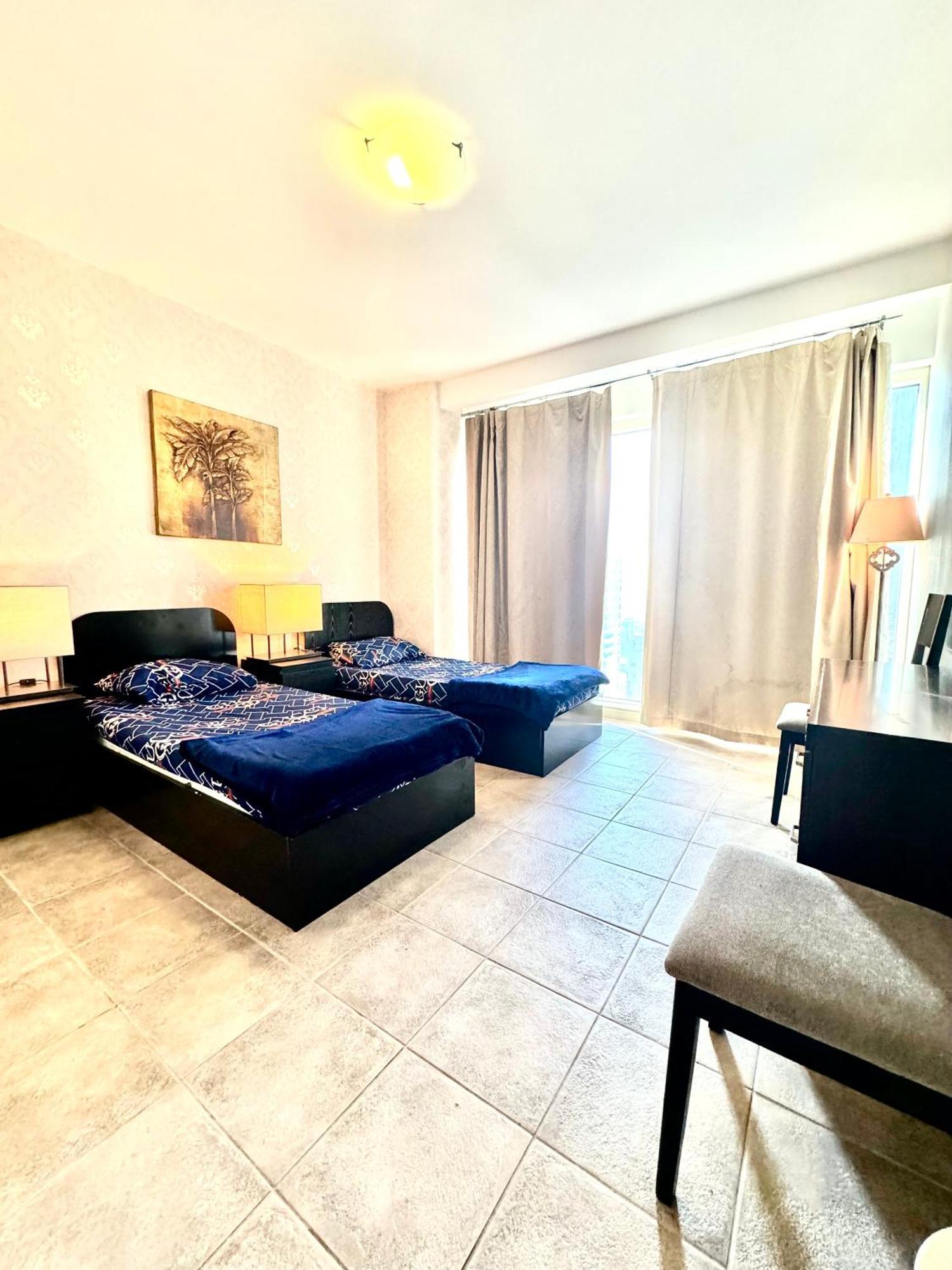Homestay Travelers Backpackers Dubai