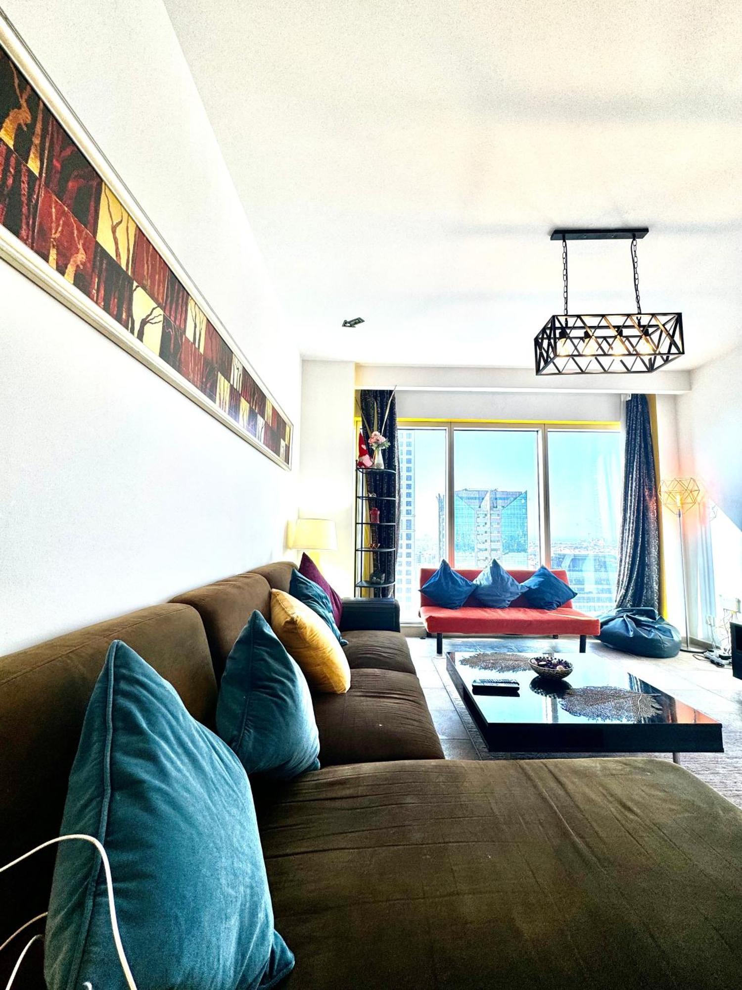 Homestay Travelers Backpackers Dubai