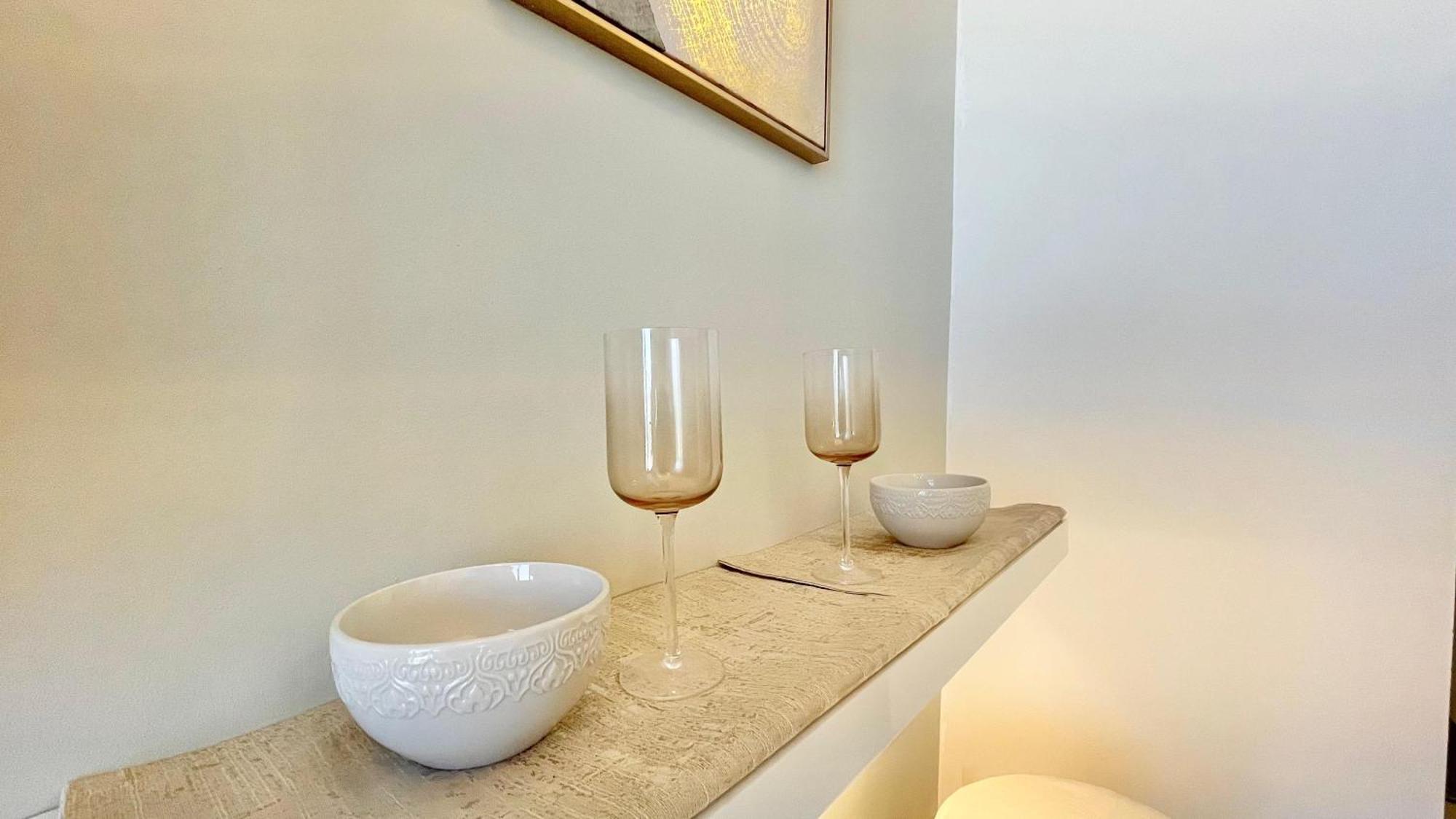 Luxury Interior With Direct Burj Khalifa Views In The Heart Of Apartment Dubai