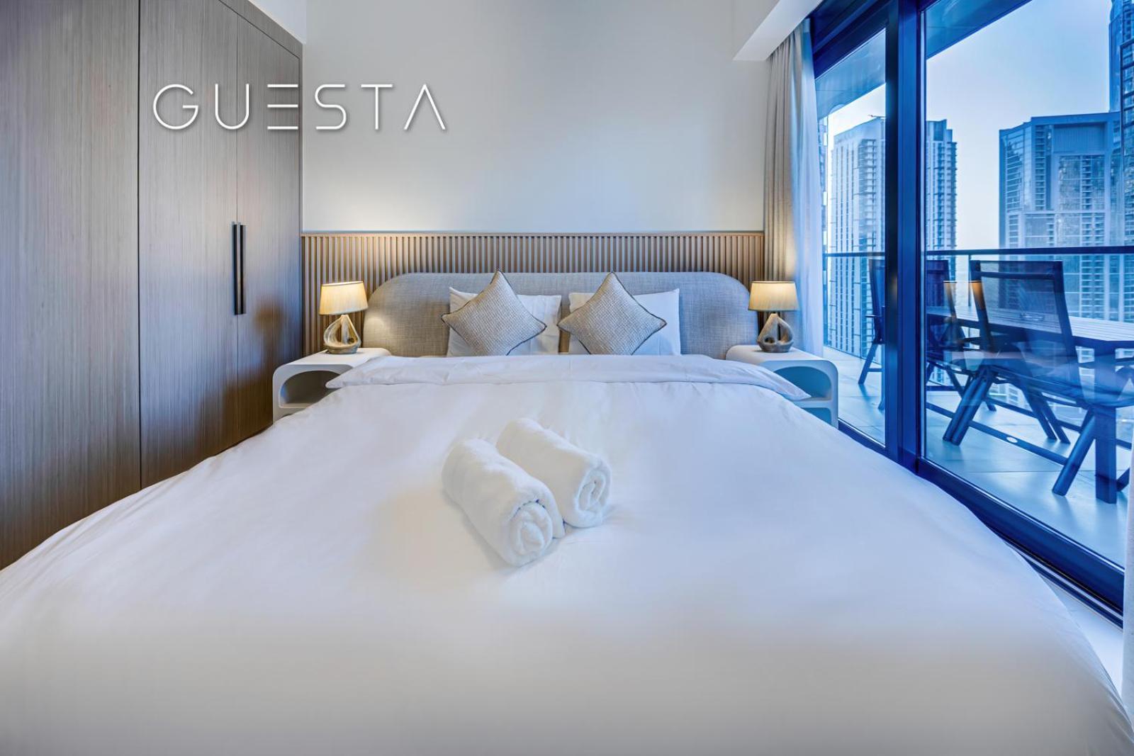 Act One Act Two By Emaar - Burj Khalifa View, Downtown Apartment *