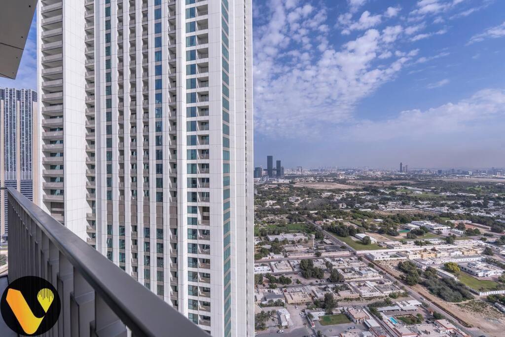 Downtown Views Ii - Vogue One Bedroom With Balcony, Opposite Mall Skybridge Apartment Dubai