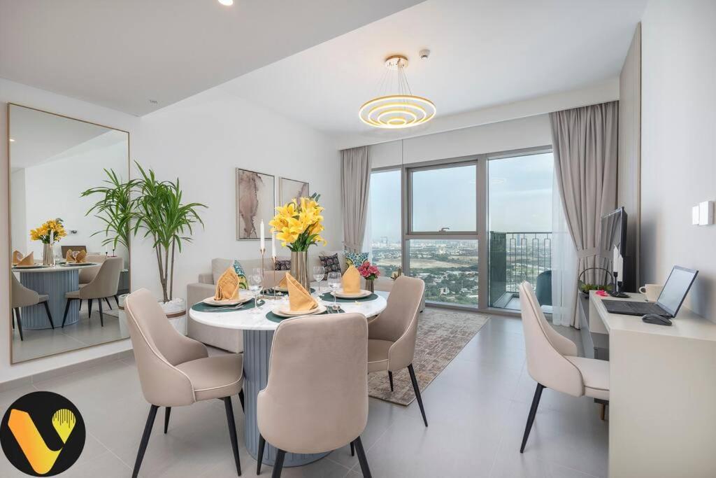 Downtown Views Ii - Vogue One Bedroom With Balcony, Opposite Mall Skybridge Dubai