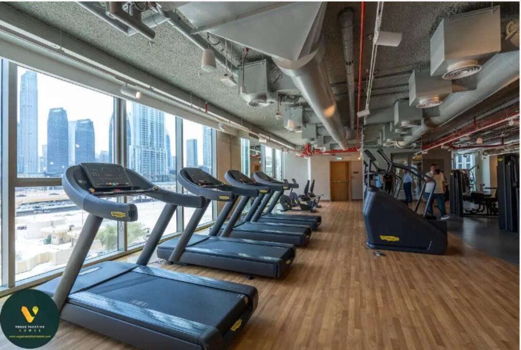 Downtown Views Ii - Vogue One Bedroom With Balcony, Opposite Mall Skybridge Apartment Dubai