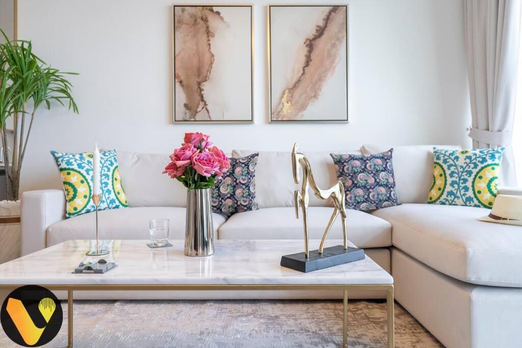 Downtown Views Ii - Vogue One Bedroom With Balcony, Opposite Mall Skybridge Apartment *
