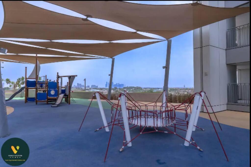 Apartment Downtown Views Ii - Vogue One Bedroom With Balcony, Opposite Mall Skybridge