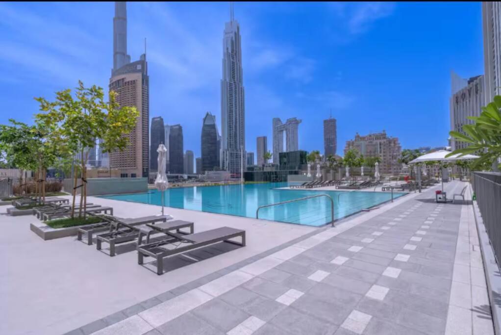 Downtown Views Ii - Vogue One Bedroom With Balcony, Opposite Mall Skybridge *