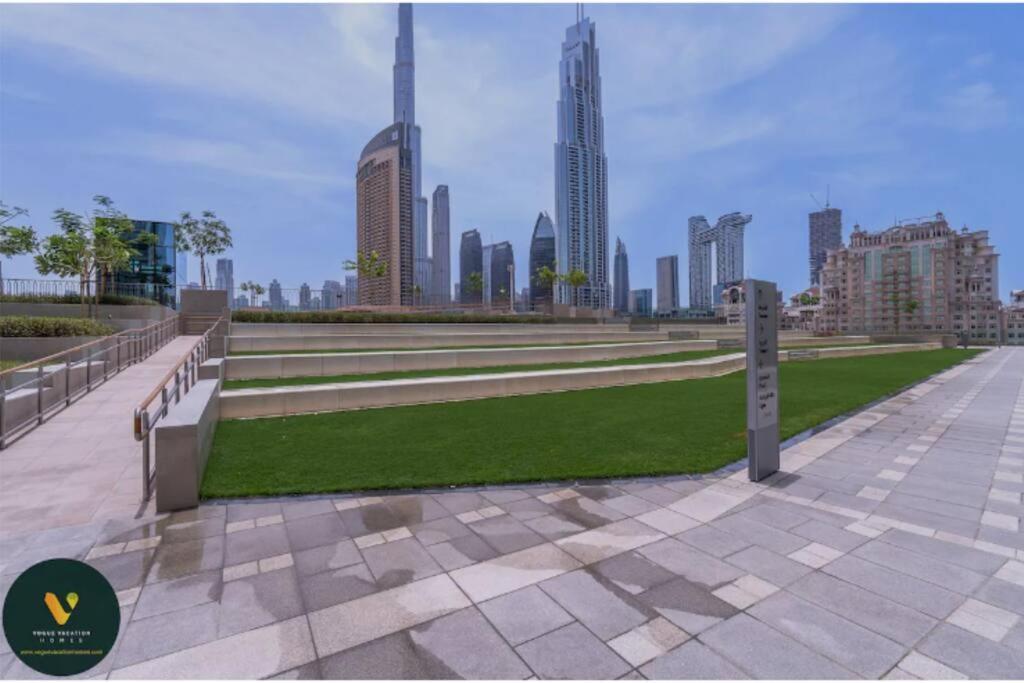 Downtown Views Ii - Vogue One Bedroom With Balcony, Opposite Mall Skybridge Dubai