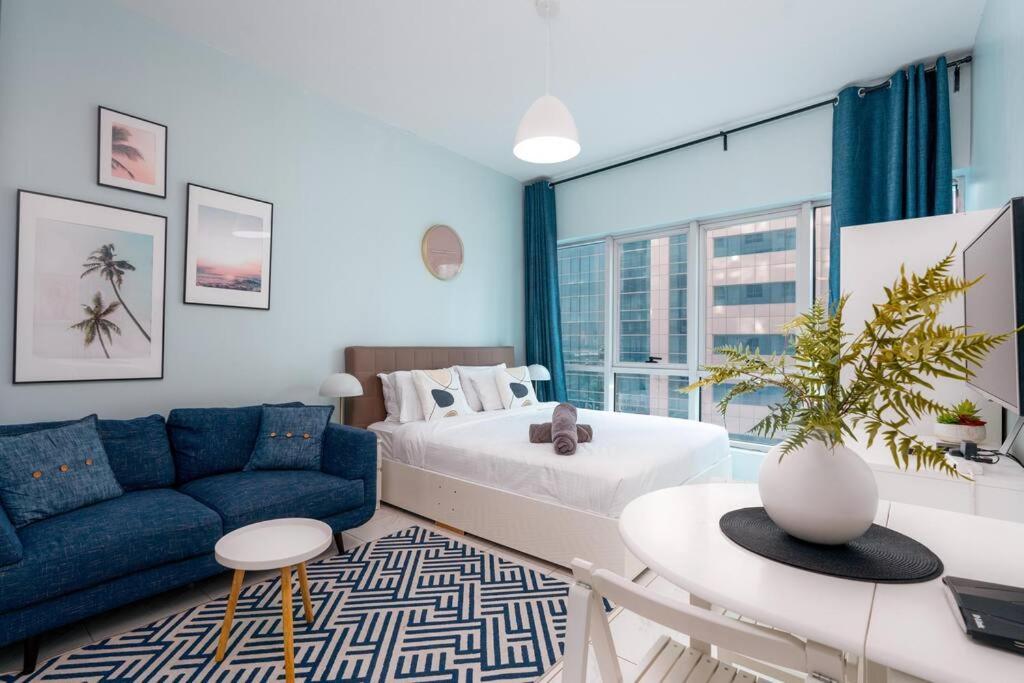 White Sage Renovated Nxt To Metro Dubai