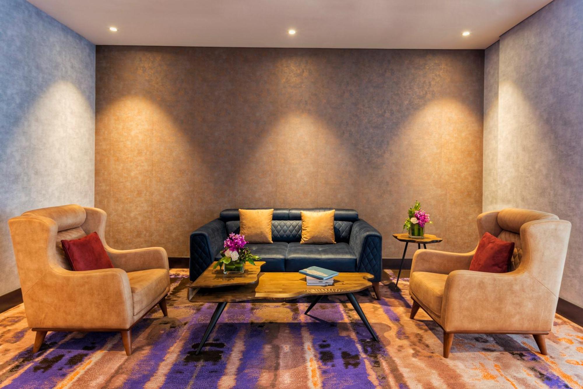 Hotel Canal Business Bay 5*