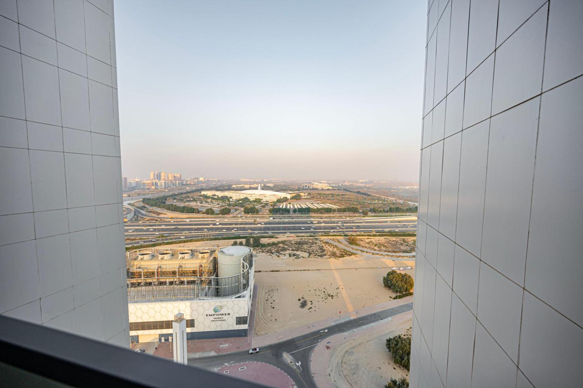 In Dubailand - Bright And Airy * Dubai