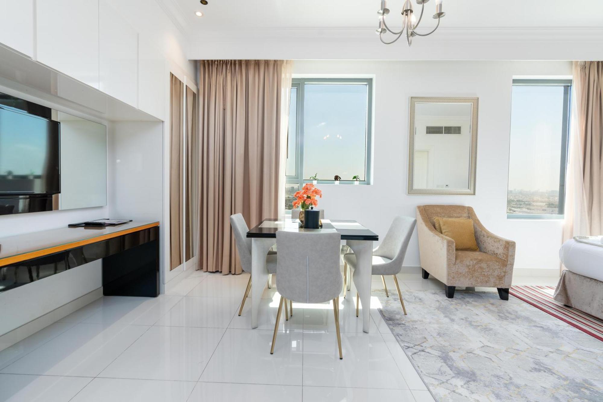 Apartment Vacay Lettings - Damac Capital Bay Tower Dubai