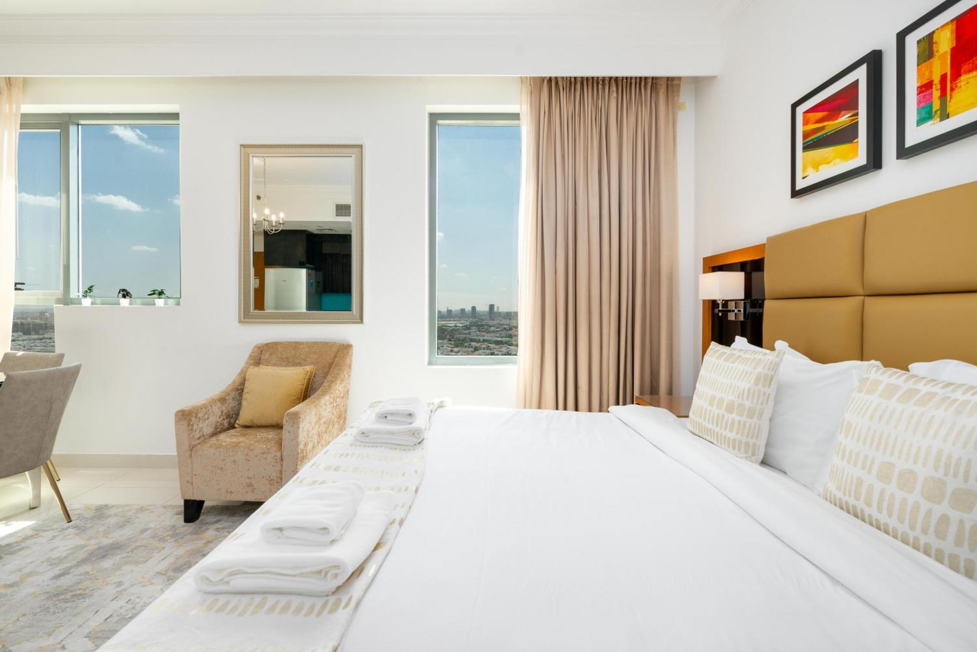 Apartment Vacay Lettings - Damac Capital Bay Tower Dubai