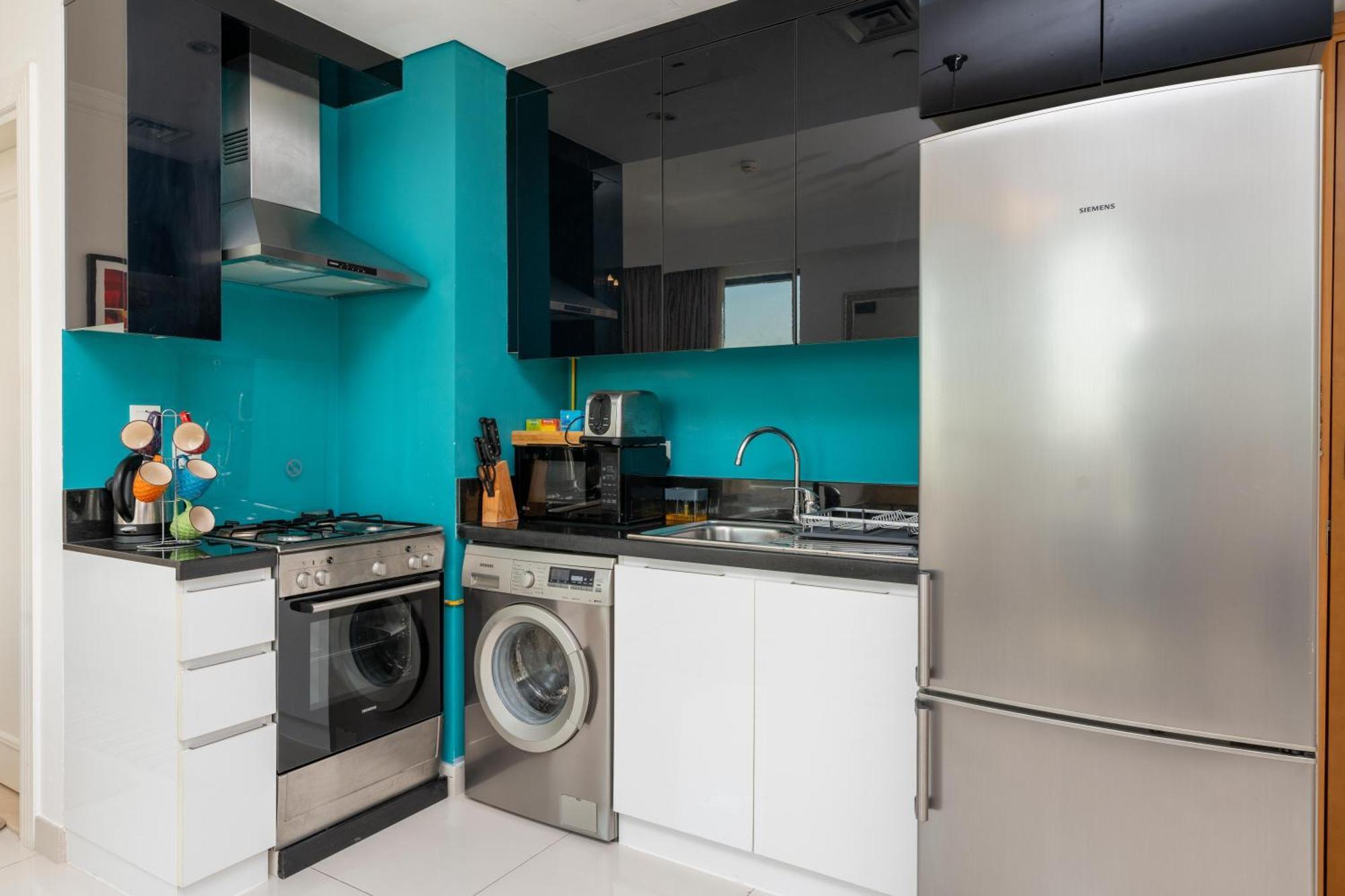 Vacay Lettings - Damac Capital Bay Tower *
