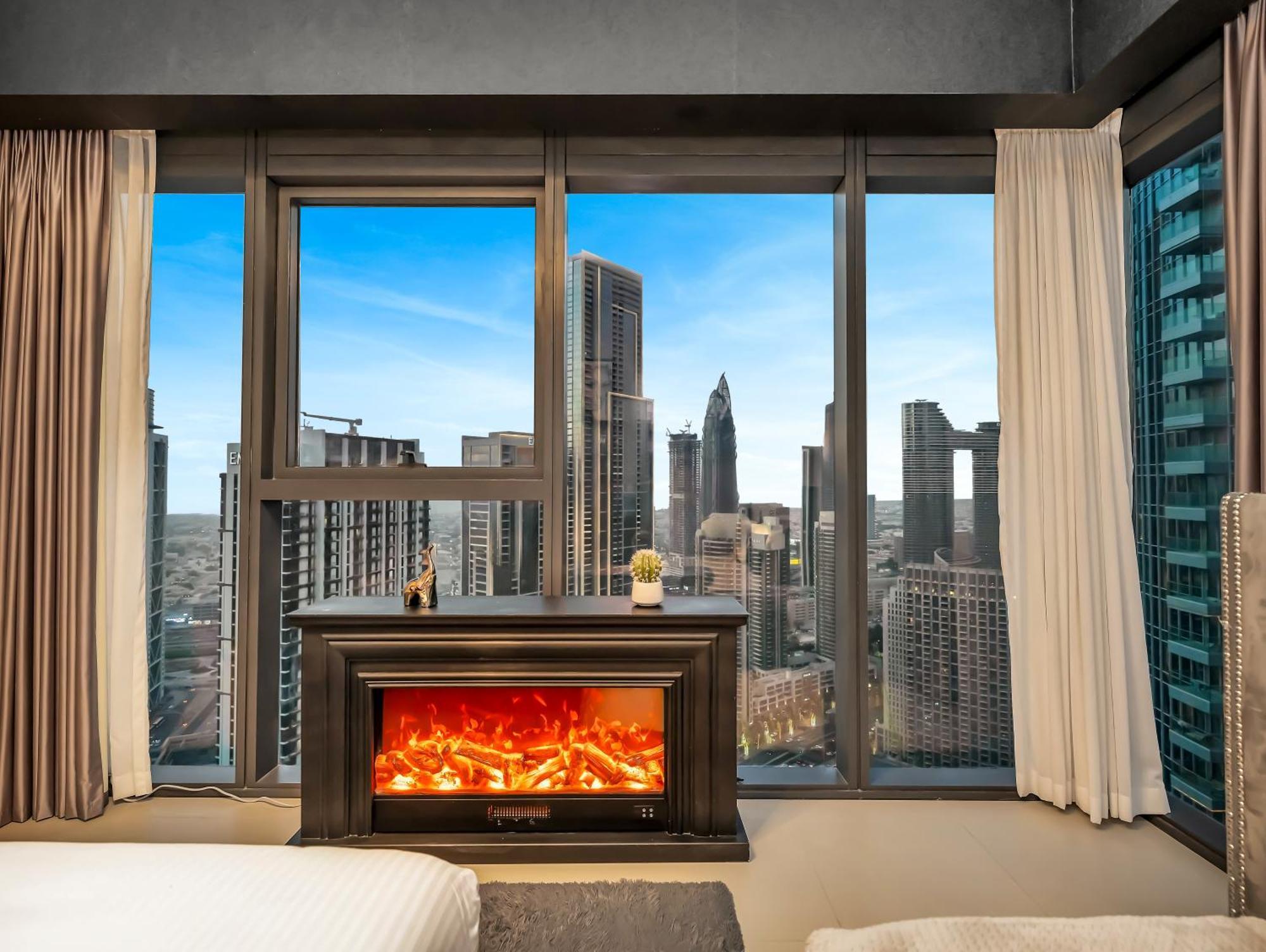 Glamorous Full Fountain View High Floor 4 Bedroom Apartment Dubai