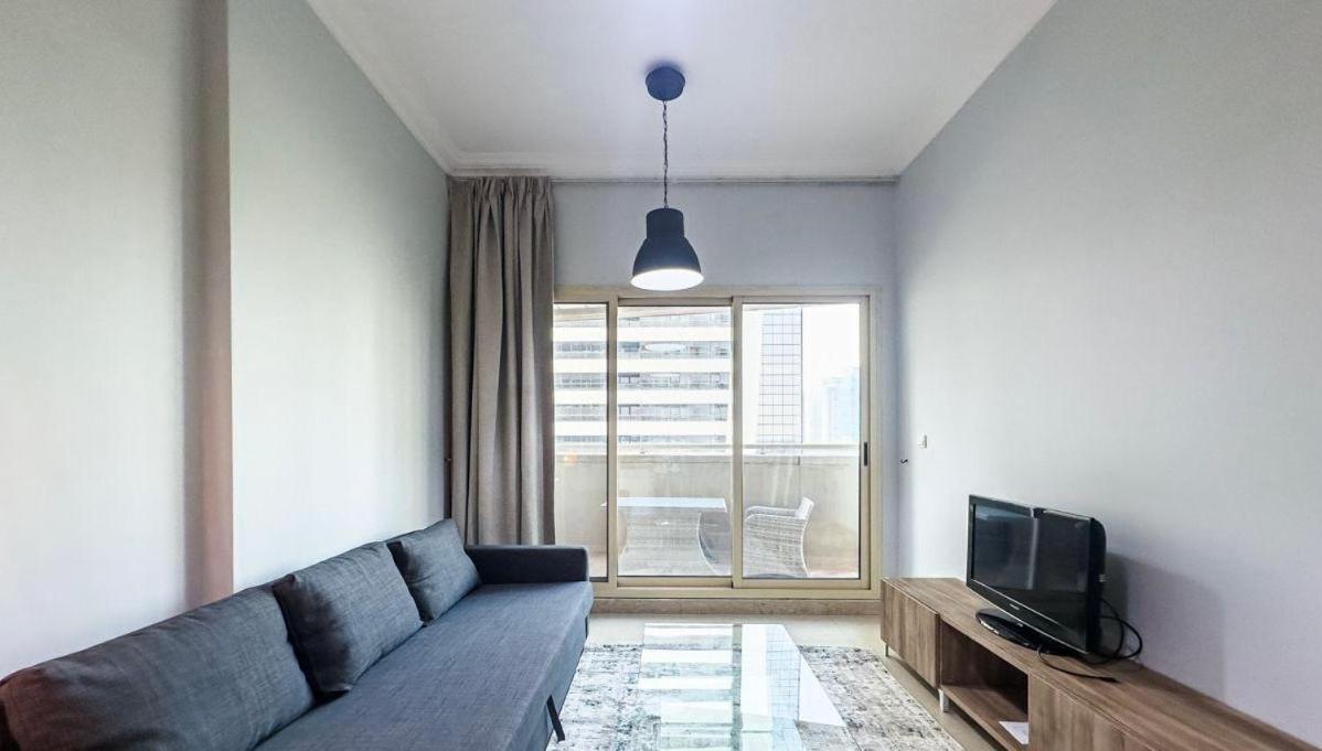 Amazing 1 Bed In Marina