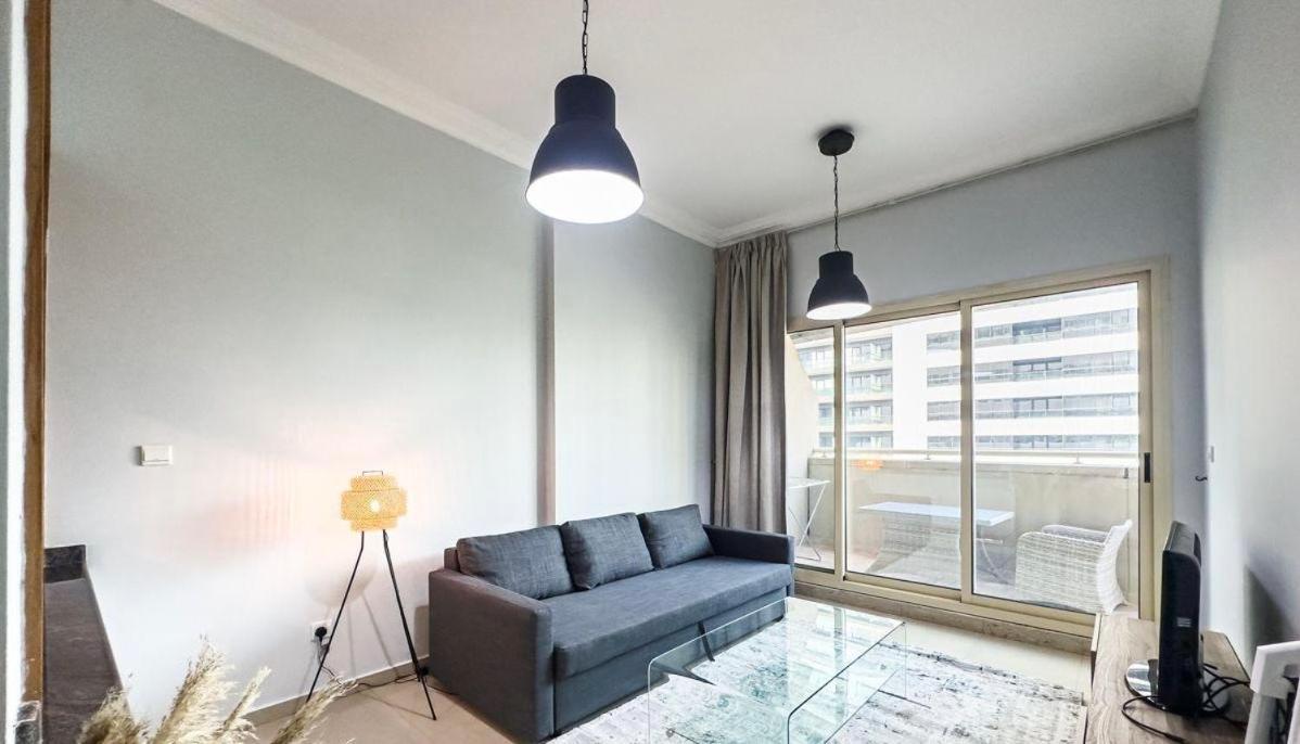 Amazing 1 Bed In Marina *