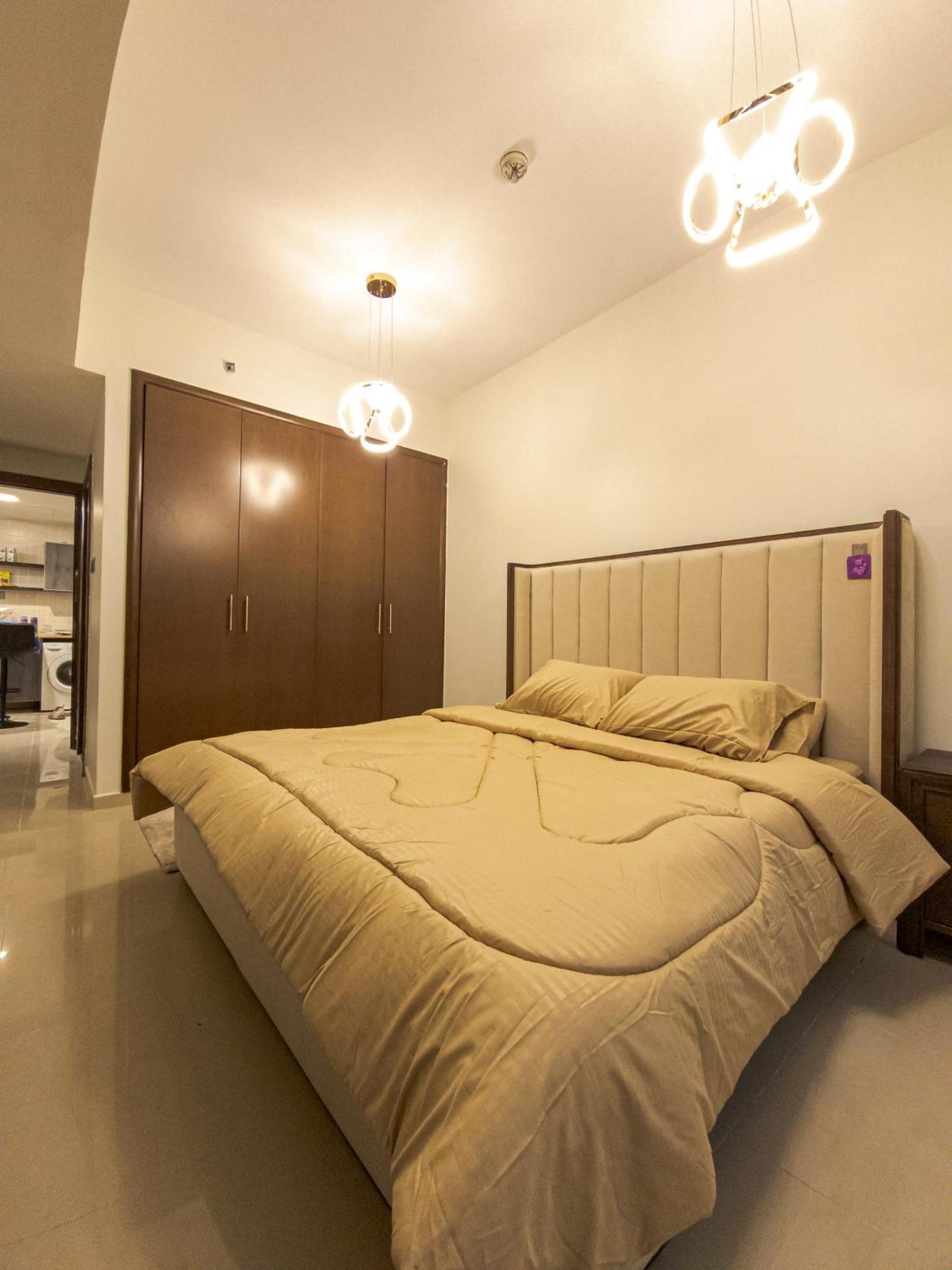 Lavish 1 Bedroom Downtown