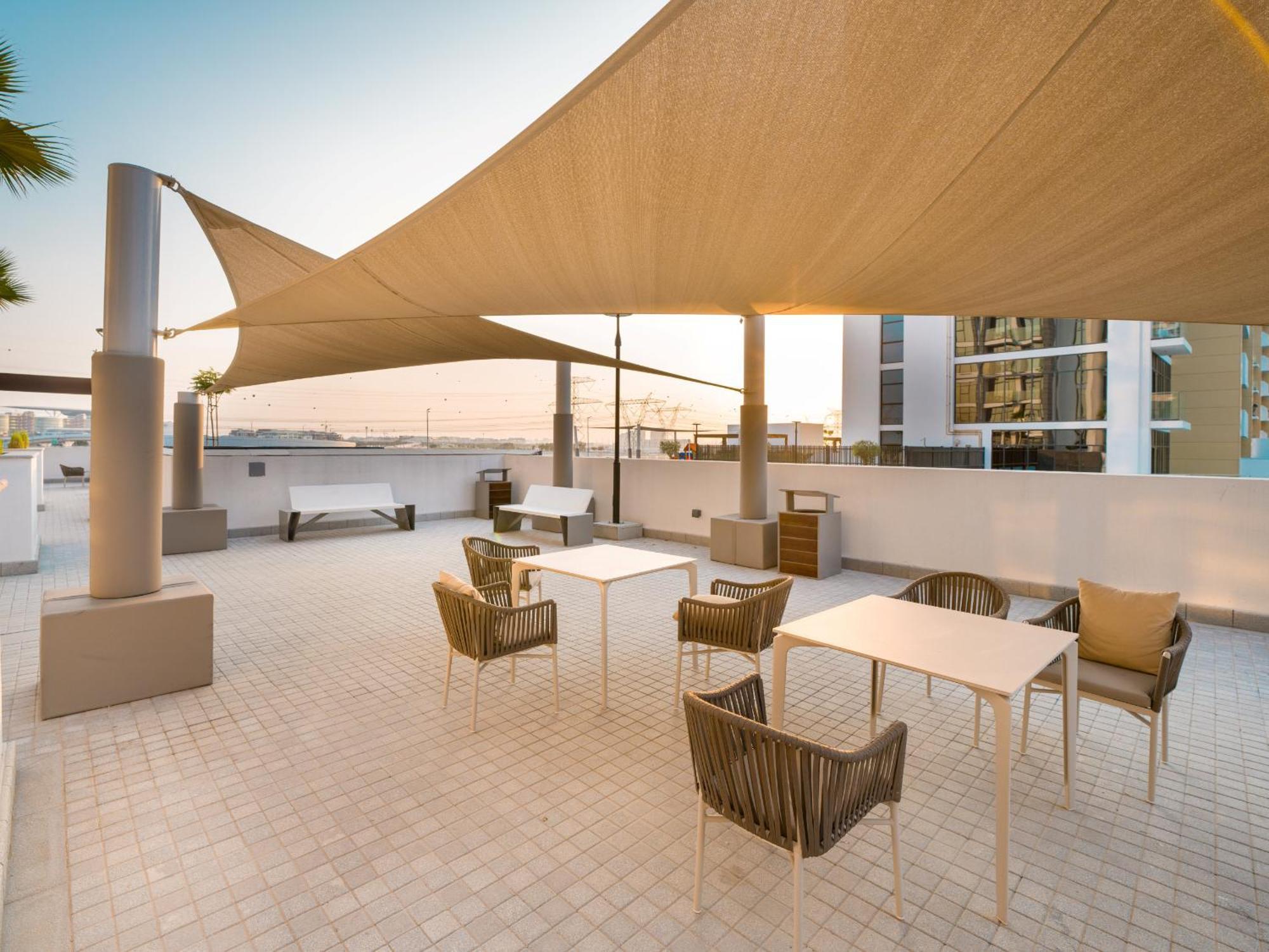 Easygo - Bright And Airy In Azizi Riviera 9
