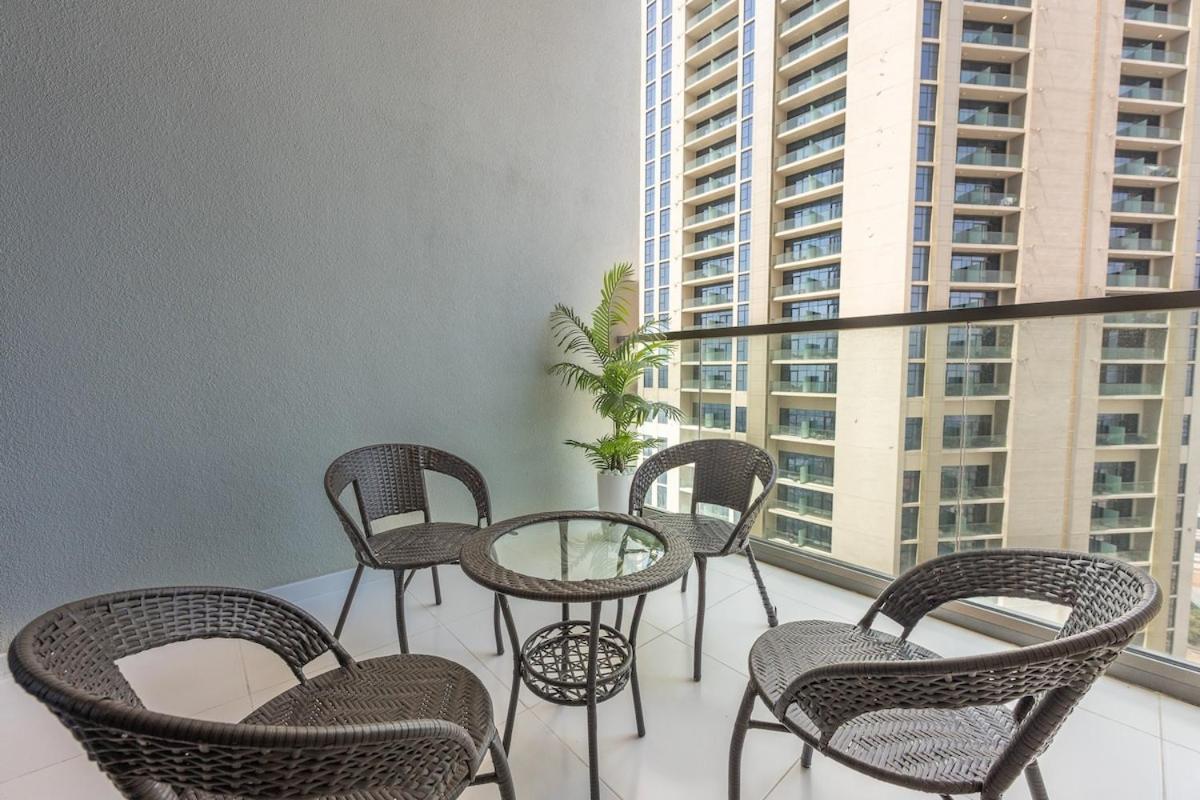 Apartment Glamorous 2-bedroom With Skyline Views In Business Bay