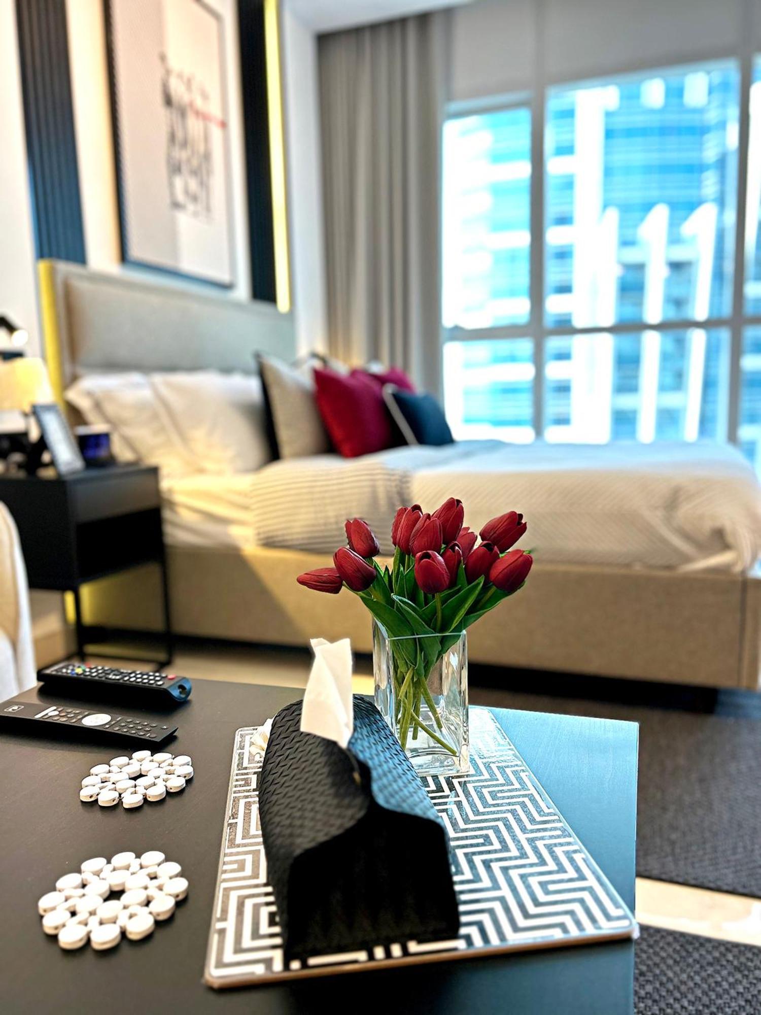 Apartment Stylish 5 Minutes Away By Car From Burj Khalifa *