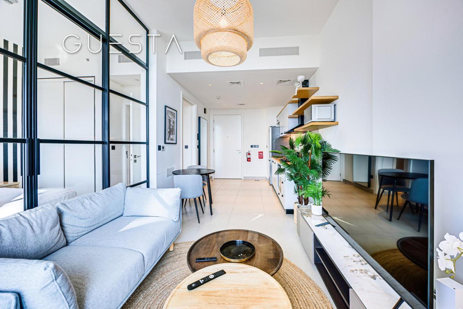 Apartment Collective Tower, Hills Estate *